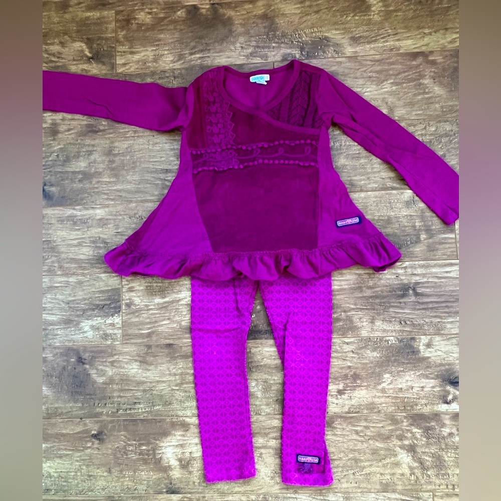 Naartjie cranberry embroidered top and leggings set size 4